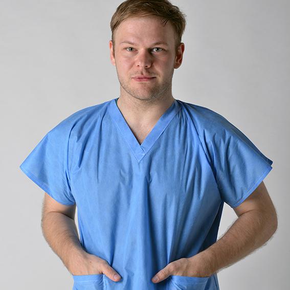 Les robes protectrices jetables de douille courte, chirurgical jetable respirable frotte