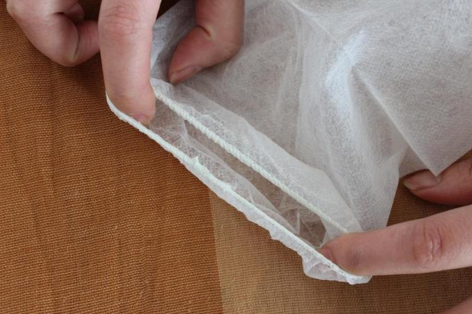 Les anti robes protectrices jetables statiques pour médical/soins de santé centrent