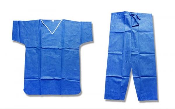 Les robes protectrices jetables de douille courte, chirurgical jetable respirable frotte